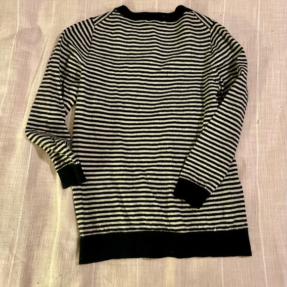 Gap Merino Wool medium striped medium sweater - Picture 4 of 6